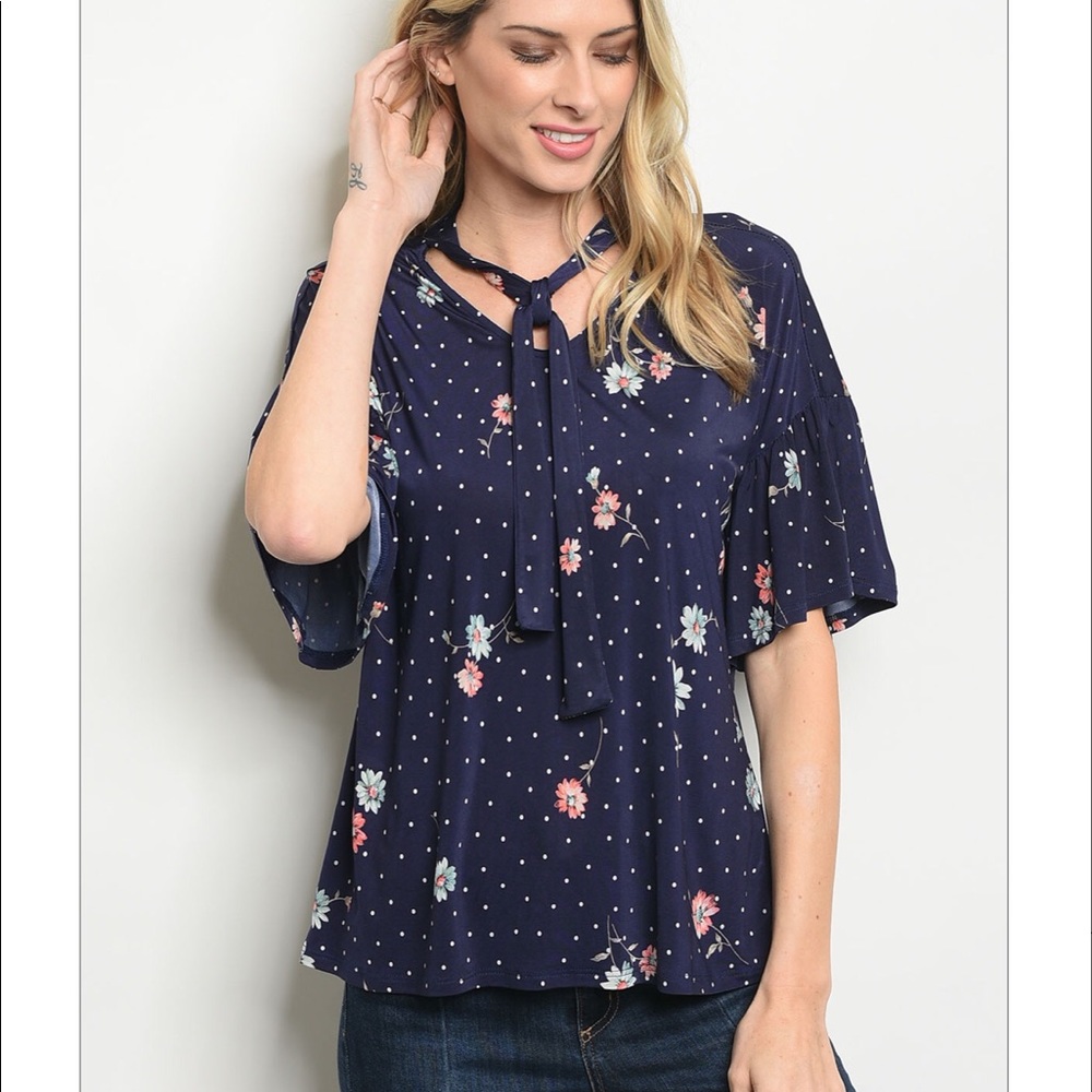 Les amis floral top🙂